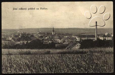 pohled na&nbsp;n�m�st� a&nbsp;kostel